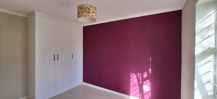 To Let 2 Bedroom Property for Rent in Pinelands Western Cape